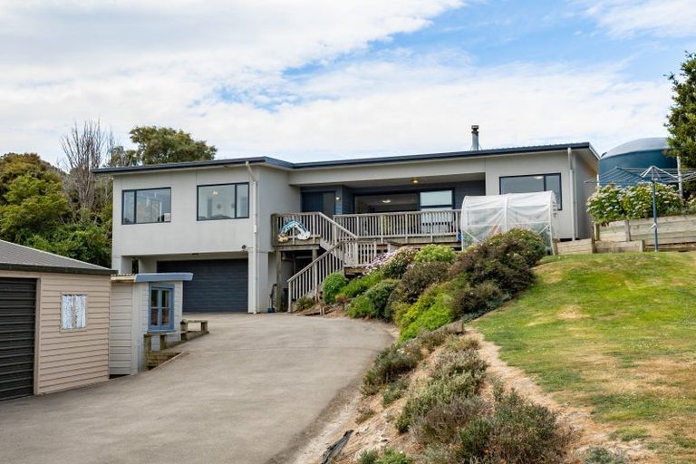 Photo of property in 1420 Taieri Mouth Road, Taieri Mouth, Brighton, 9091