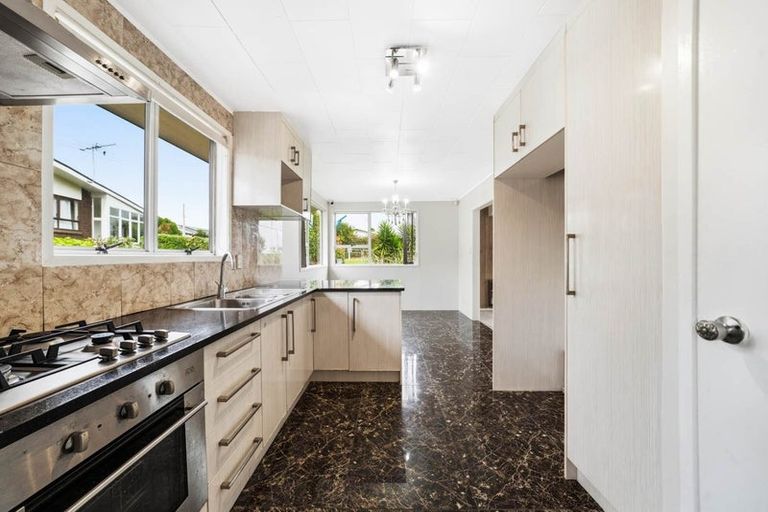 Photo of property in 16a Mclean Avenue, Papatoetoe, Auckland, 2025