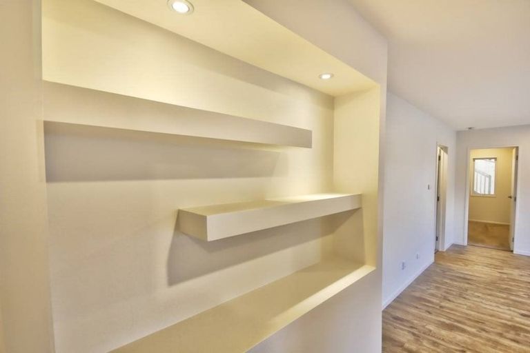 Photo of property in 24 Spyglass Street, Red Beach, 0932