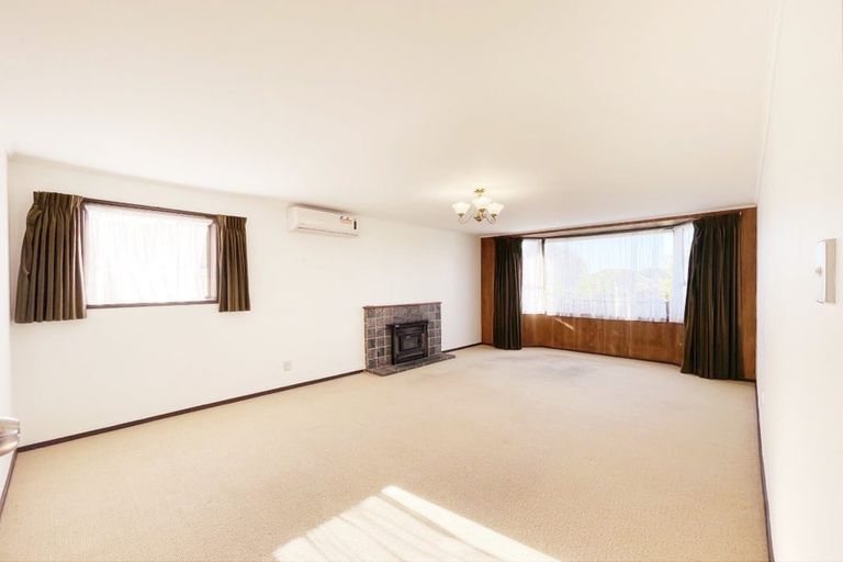 Photo of property in 22f Manuka Road, Glenfield, Auckland, 0629