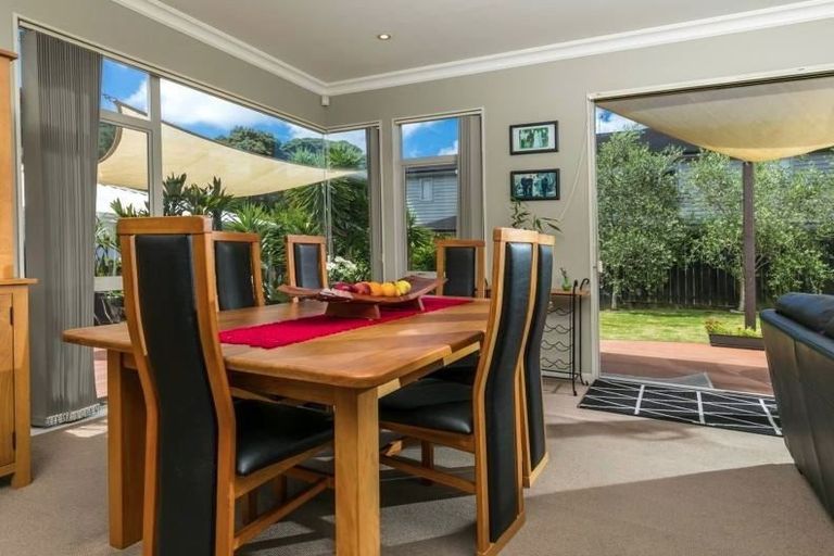 Photo of property in 7 Miromiro Street, Greenhithe, Auckland, 0632
