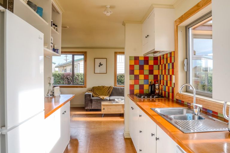 Photo of property in 4 White Street, Glenavy, Waimate, 7980