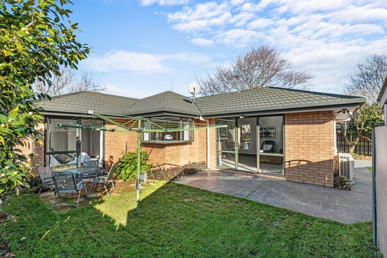 Photo of property in 1/32 Montclare Avenue, Avonhead, Christchurch, 8042