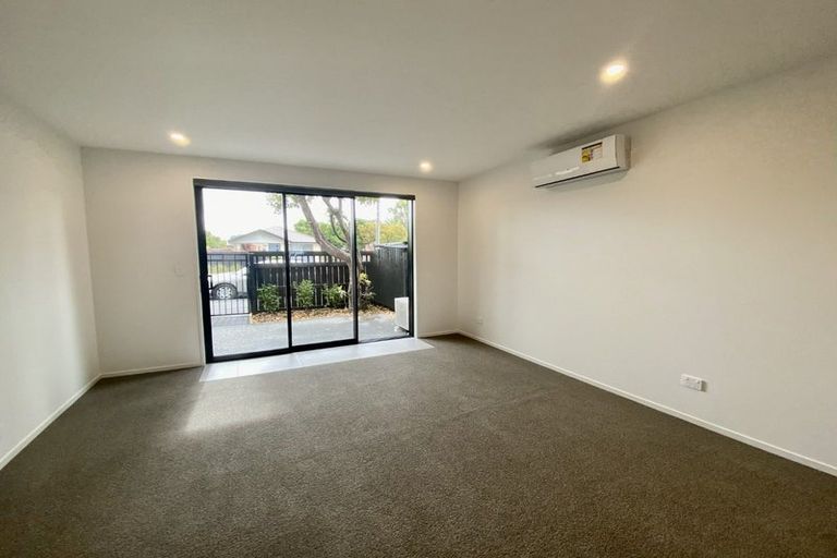 Photo of property in 2/314 Worcester Street, Linwood, Christchurch, 8011