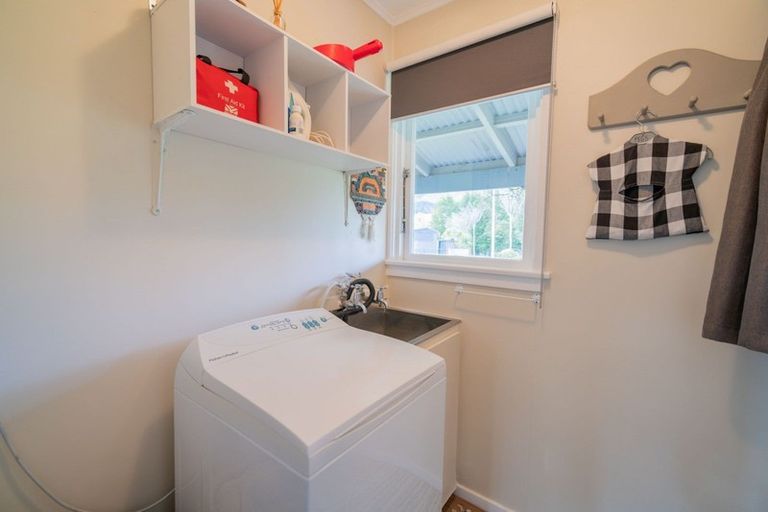 Photo of property in 7 View Street, Manapouri, 9679