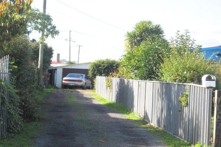 Photo of property in 21 Mcdivitt Street, Manurewa, Auckland, 2102