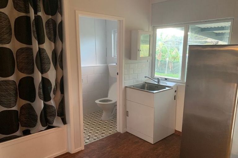 Photo of property in 3 Bush Point Road, Cable Bay, 0420