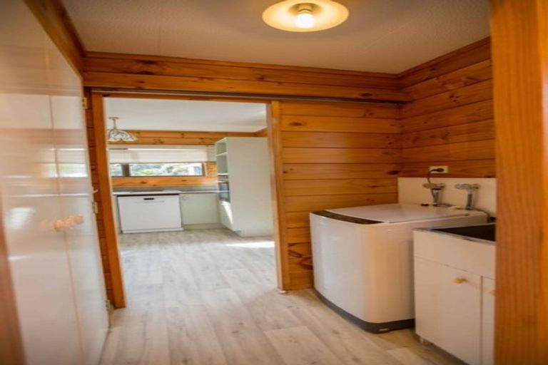 Photo of property in 1384 East Coast Road, Redvale, Albany, 0794