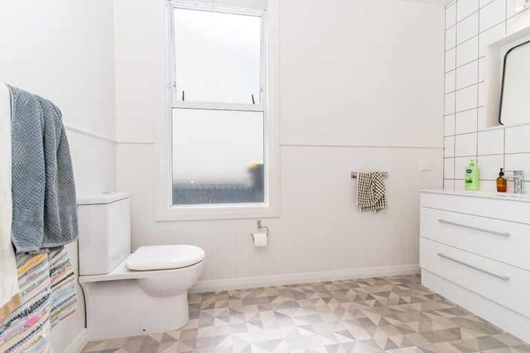 Photo of property in 17 Peel Street, Mornington, Dunedin, 9011