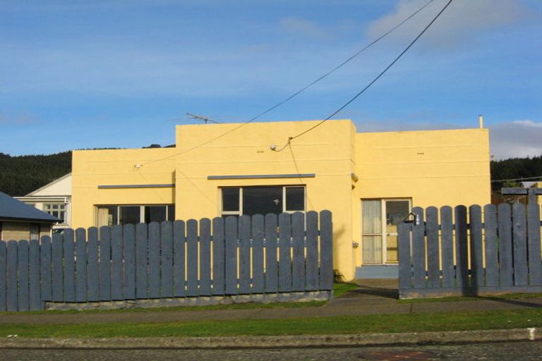 Photo of property in 166 Foyle Street, Bluff, 9814