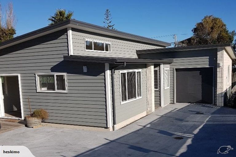 Photo of property in 136b Karewa Parade, Papamoa Beach, Papamoa, 3118