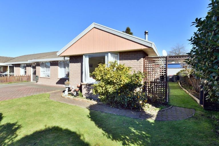 Photo of property in 2/23c Craven Street, Sockburn, Christchurch, 8042