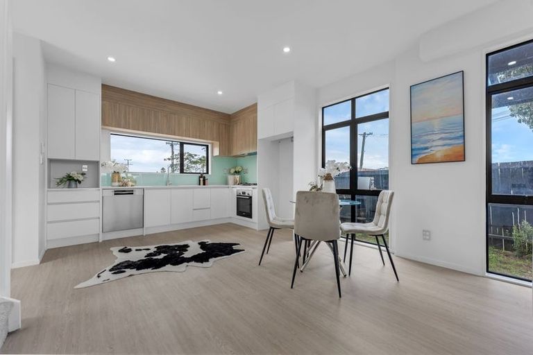 Photo of property in 14c York Road, Papatoetoe, Auckland, 2104