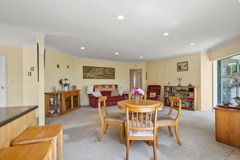 Photo of property in 29f Baring Terrace, Strandon, New Plymouth, 4312