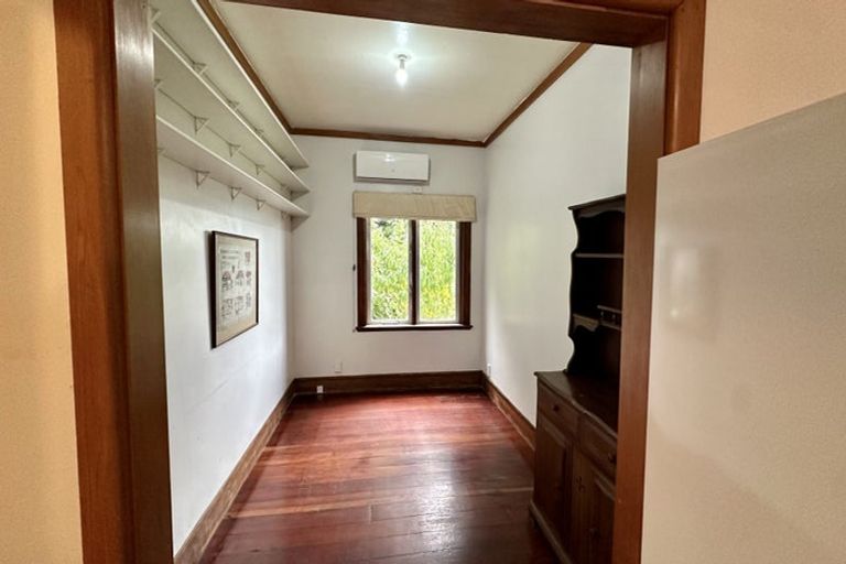 Photo of property in 342 The Terrace, Te Aro, Wellington, 6011