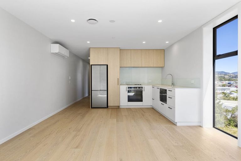 Photo of property in 71 Haven Road, Nelson, 7010