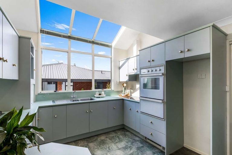 Photo of property in 43 Aotea Crescent, Gore, 9710