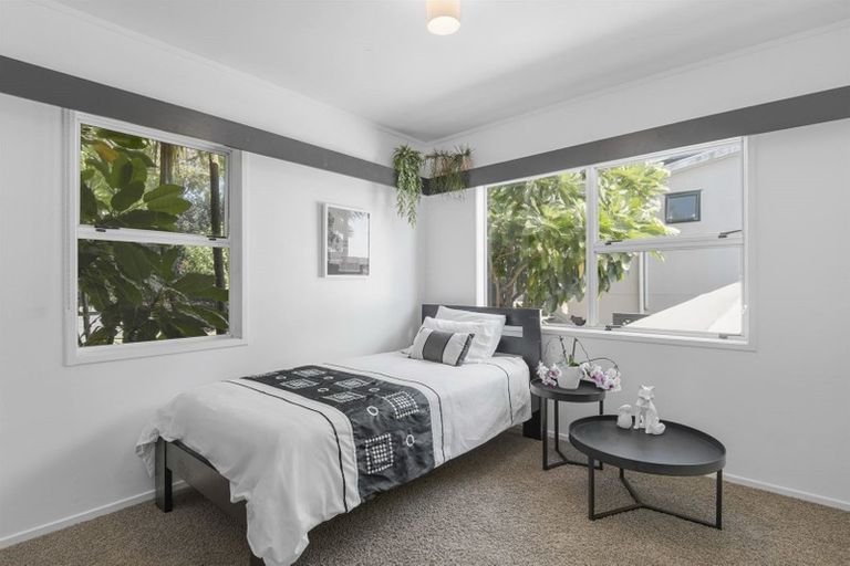 Photo of property in 47 Aotearoa Terrace, Murrays Bay, Auckland, 0630