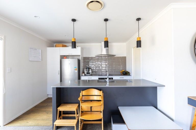 Photo of property in 21 Longstaff Drive, Bell Block, New Plymouth, 4312