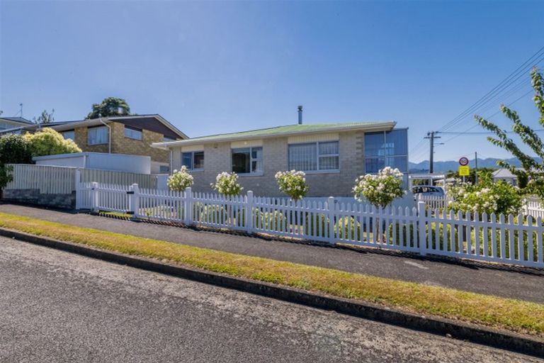 Photo of property in 38 York Street, Levin, 5510