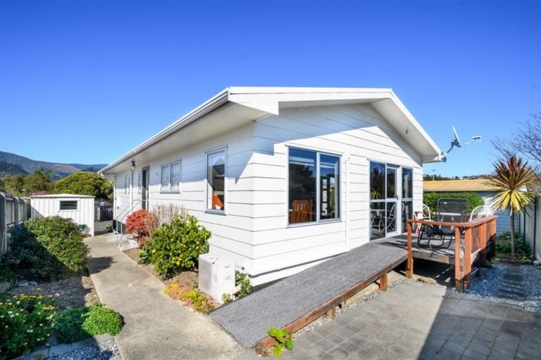 Photo of property in 2/12 Dundas Street, The Wood, Nelson, 7010