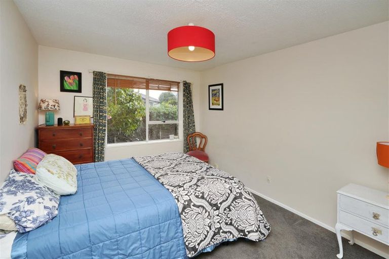 Photo of property in 2/7 Wanstead Place, Woolston, Christchurch, 8062