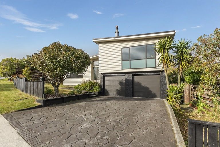 Photo of property in 24 Eskdale Road, Papakowhai, Porirua, 5024