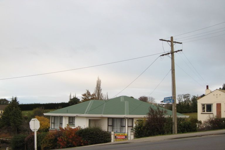 Photo of property in 225 Clyde Street, Balclutha, 9230