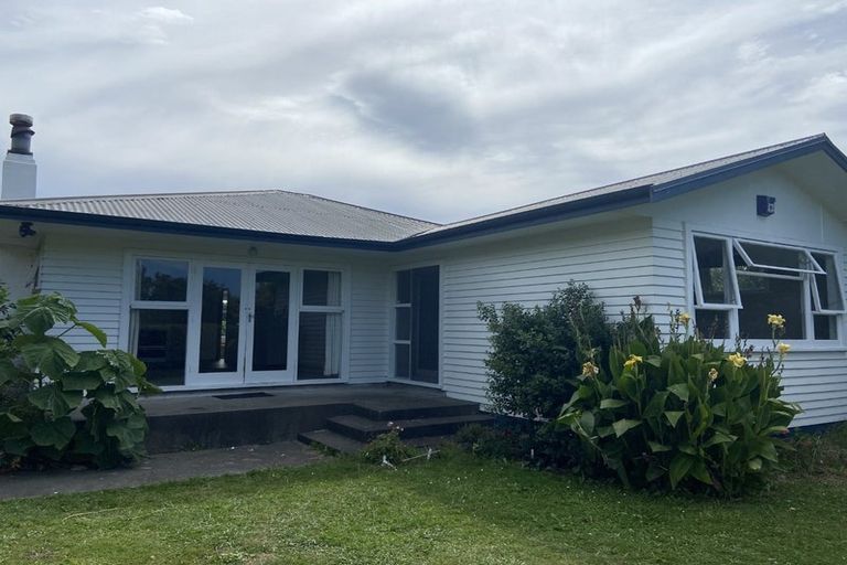 Photo of property in 13 Lipscombe Crescent, Havelock North, 4130