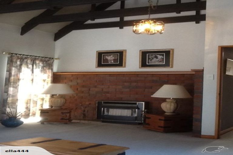 Photo of property in 2 Byrd Street, Levin, 5510