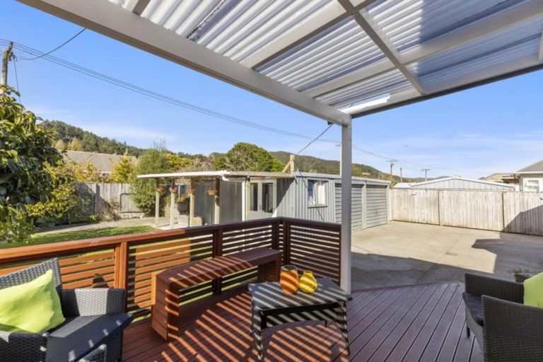 Photo of property in 1312 High Street, Taita, Lower Hutt, 5011