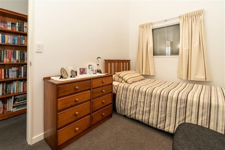 Photo of property in Stadium Garden Flats, 209/107 Thorndon Quay, Pipitea, Wellington, 6011