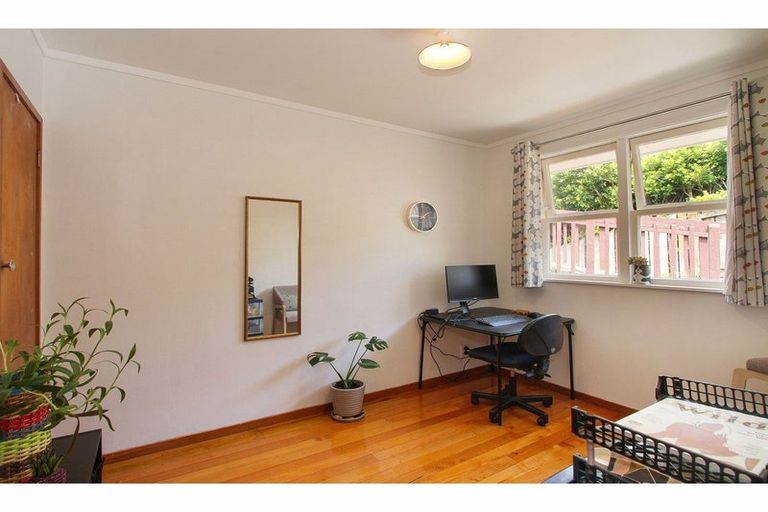 Photo of property in 5/26 Rangatira Road, Birkenhead, Auckland, 0626