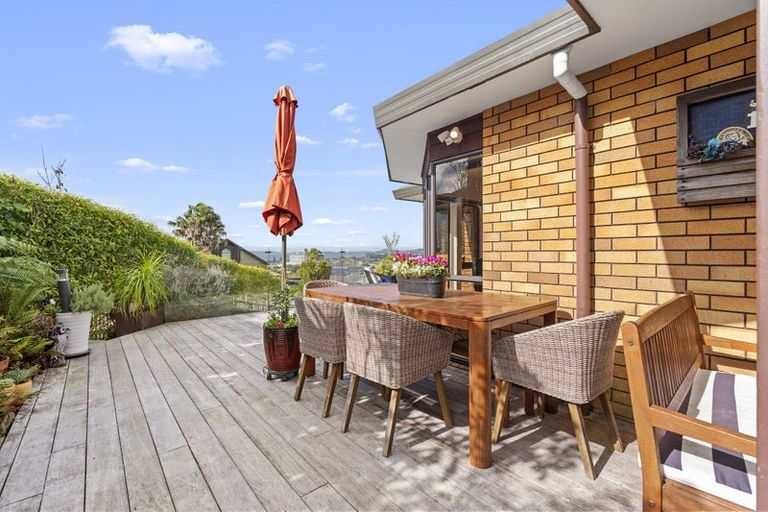 Photo of property in 1 Ascot Way, Orewa, 0931