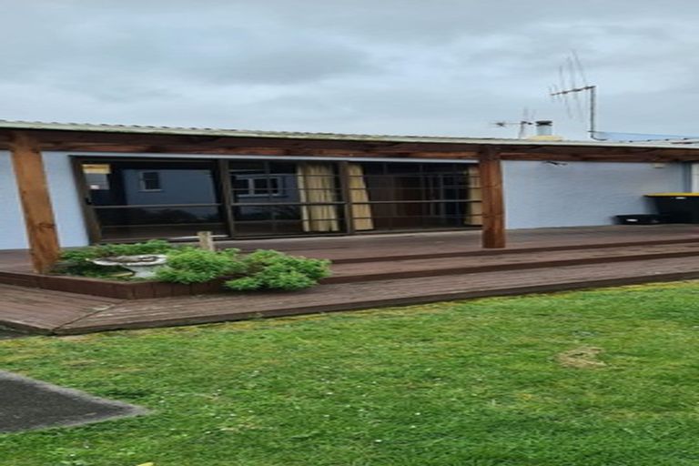 Photo of property in 44 Monckton Street, Feilding, 4702