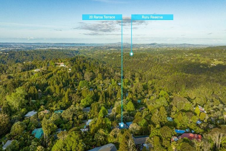 Photo of property in 20 Raroa Terrace, Waiatarua, Auckland, 0604