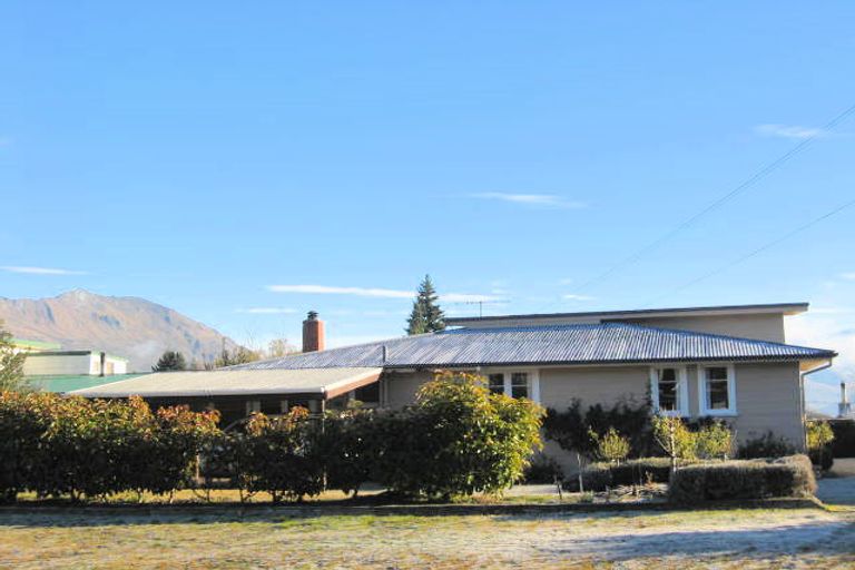 Property details for 145 Warren Street, Wanaka, 9305