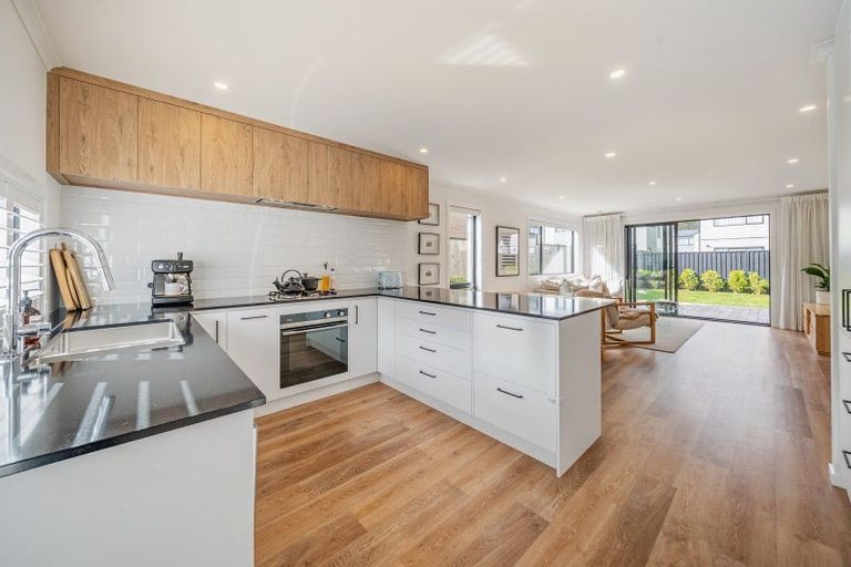 Photo of property in 7 Orongomai Street, Wallaceville, Upper Hutt, 5018