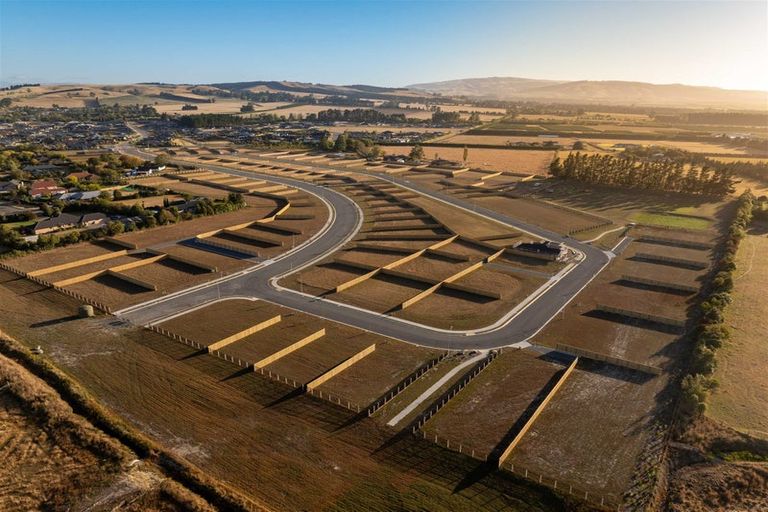 Photo of property in 39 Benn Street, Amberley, 7481