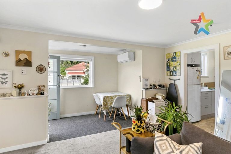 Photo of property in 38 Ribble Street, Island Bay, Wellington, 6023