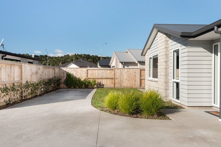 Photo of property in 14 Foley Grove, Pyes Pa, Tauranga, 3110