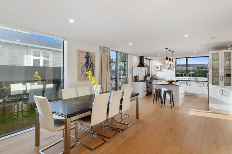 Photo of property in 37b Rossall Street, Merivale, Christchurch, 8014