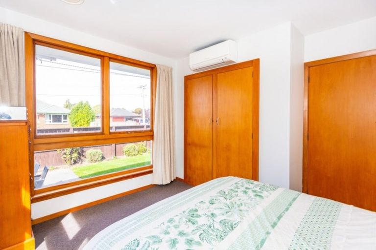 Photo of property in 1/30 Erin Crescent, Mairehau, Christchurch, 8013