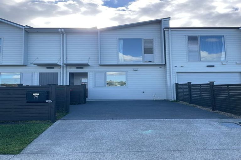 Photo of property in 36 Owen Chapman Drive, Red Beach, 0932
