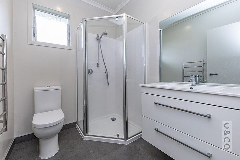 Photo of property in 36 George Street, Riverhead, 0820