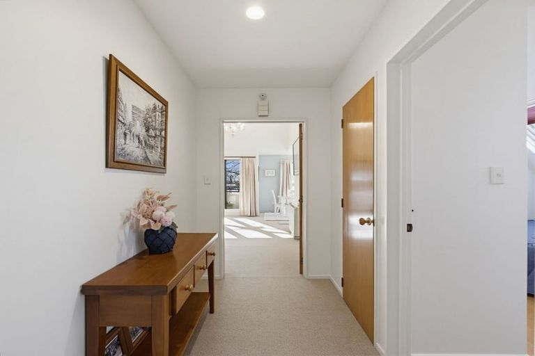Photo of property in 2/4 Bevington Street, Avonhead, Christchurch, 8042