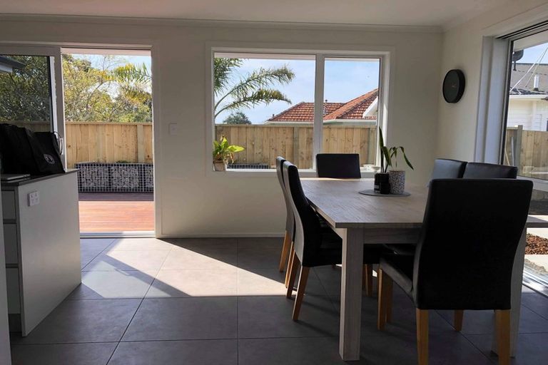 Photo of property in 70a Lorna Street, Lynmouth, New Plymouth, 4310