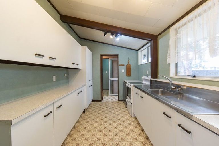 Photo of property in 44 Elmwood Crescent, Pukete, Hamilton, 3200