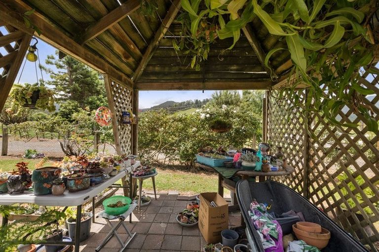 Photo of property in 141 Neavesville Road, Puriri, Thames, 3578