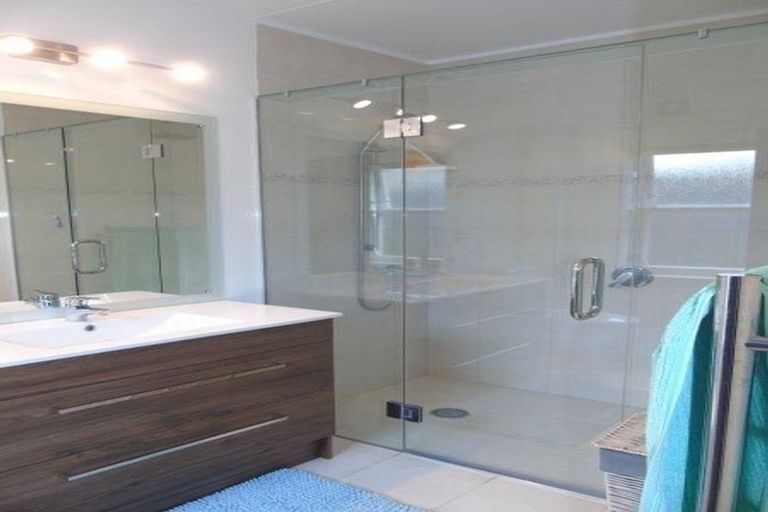 Photo of property in 415 Fergusson Drive, Heretaunga, Upper Hutt, 5018